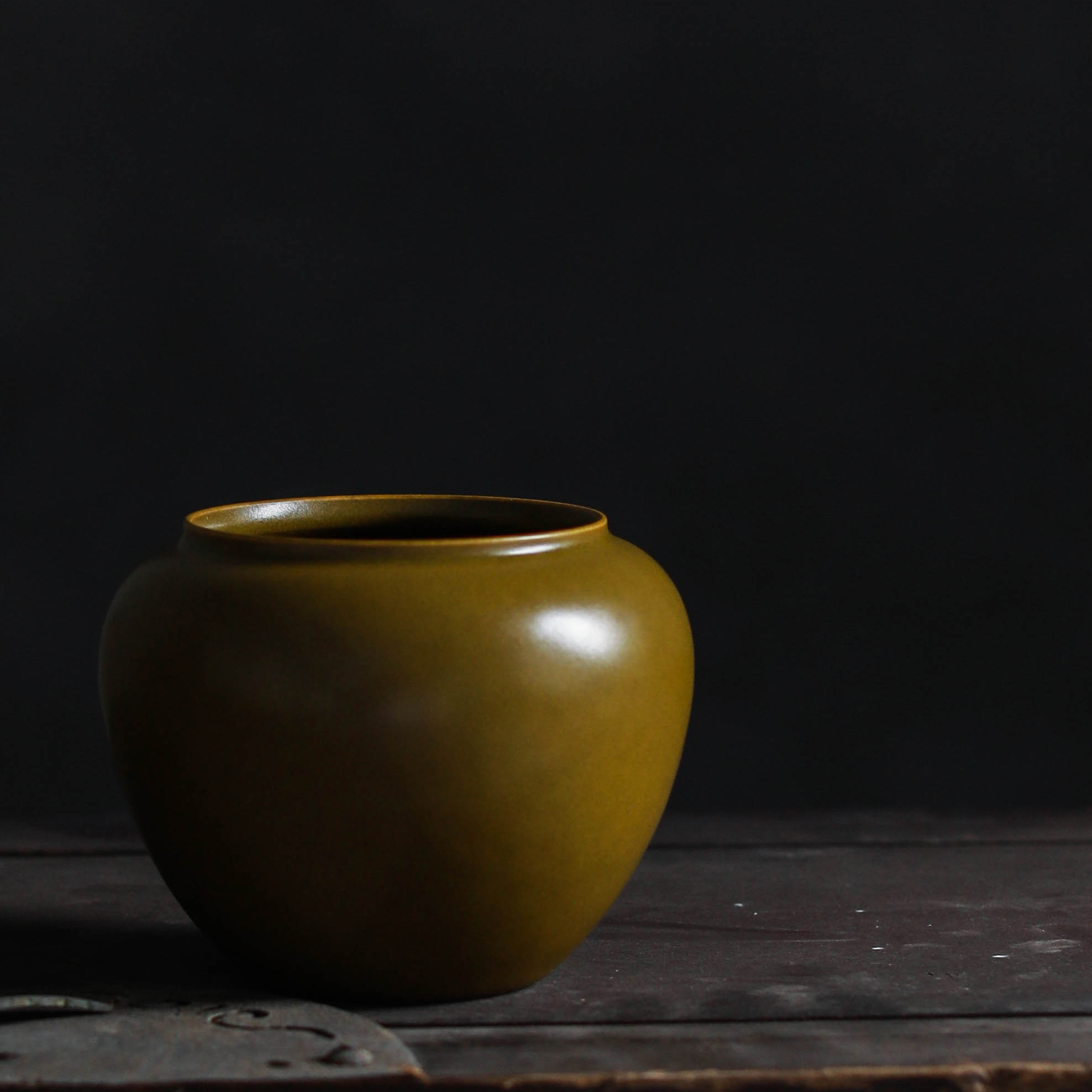 Single Qing tea end glaze jianshui ceramic Jingdezhen retro tea slag dry tea set accessories tea washing water washing