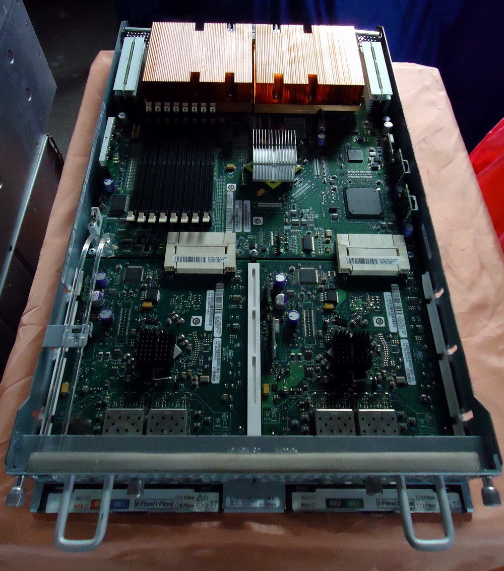 EMC Controller 100-561-094 100-561-040 for CX3-80