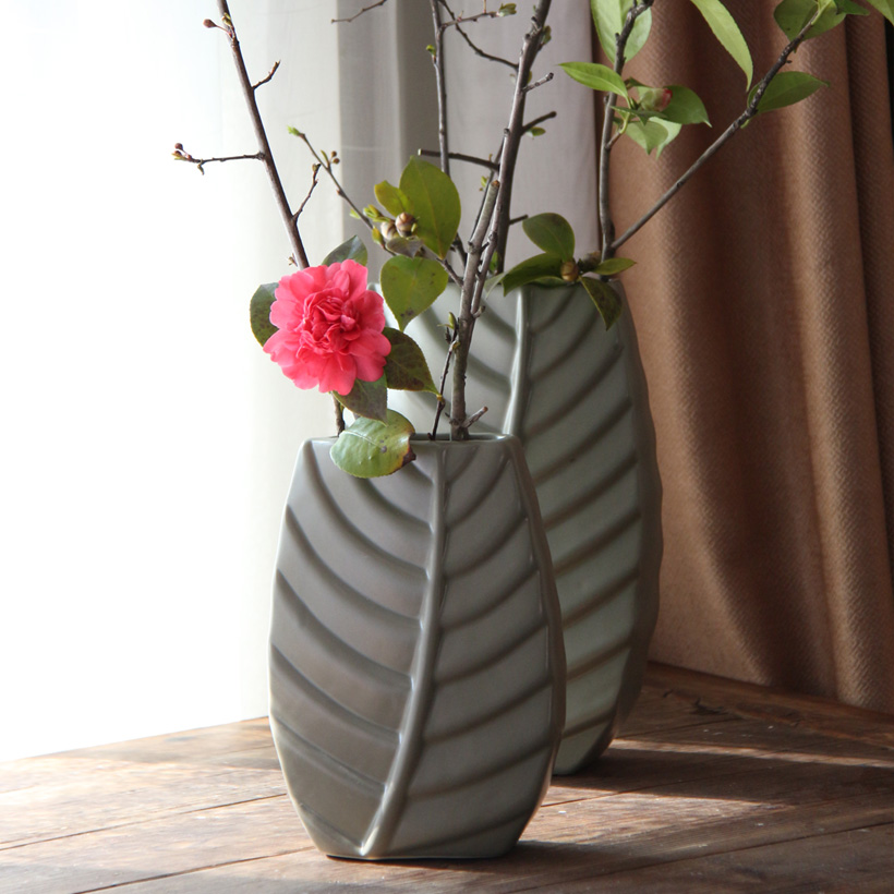 Chia-Yuan Nordic minimalist creative ceramic crafts living room home decoration leaf model room ornaments