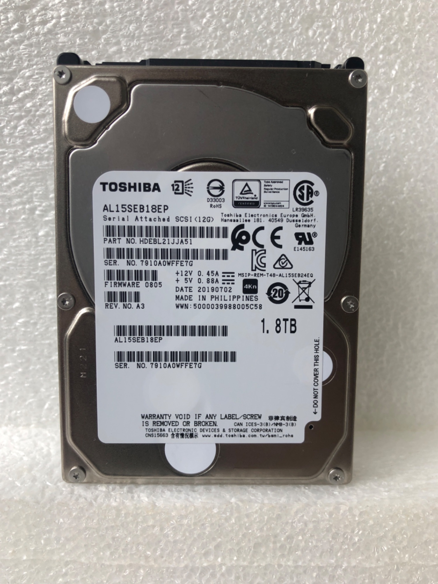 Toshiba server hard drive AL15SEB18EP 1.8TB SAS 4KN 12GB 128MB 2.5 inch