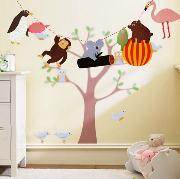 Childrens birthday party decoration supplies Cartoon Animal Triangle Flag Kindergarten decoration pull flag Color flag