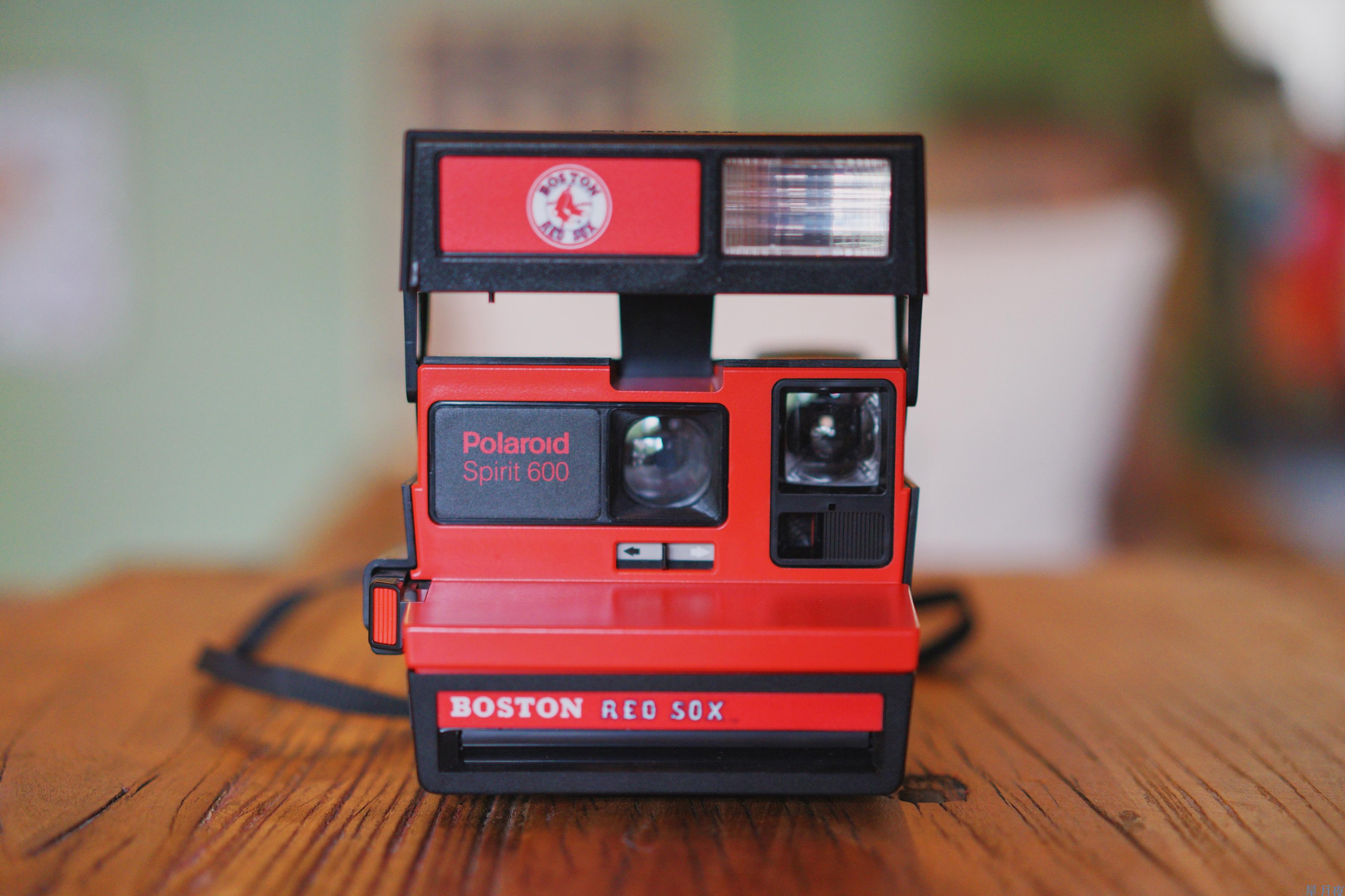 (Fantastic) Polaris 600 Series red sox Boston Red Sox version of an imaging shot to the camera