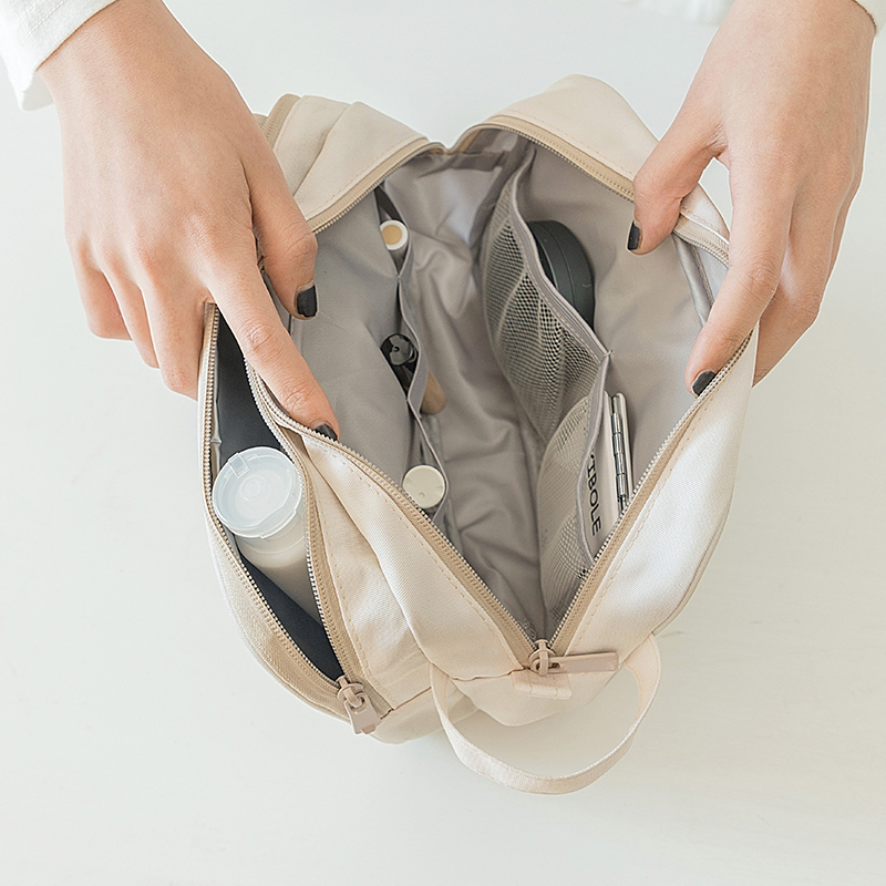 Air First Class Makeup Pack 2021 New Super Fire Girl Portable Small Travel Large Volume Skin Care Pack