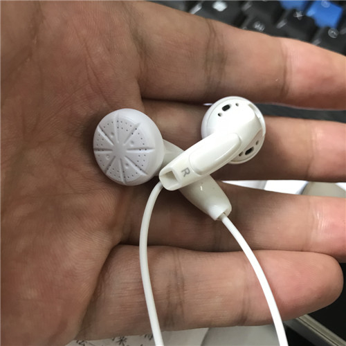 Mammoth Bass Headphone Earbuds Bass Earbud Headphones Cost-effective