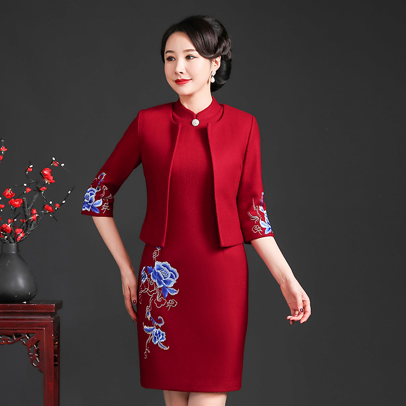 Wedding mother dress winter cheongsam mother-in-law young magpie wedding dress noble coat suit skirt