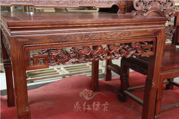 Đặc biệt cung cấp gỗ rắn Tám bàn bất tử Zhongtang bốn bộ đồ nội thất cổ chạm khắc Ganoderma lucidum Taishi ghế dải dài phòng khách phong cách Trung Quốc - Bàn / Bàn mẫu bàn ghế sofa gỗ đẹp
