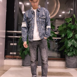 衣服不错，个人比较喜欢，晒图给大家参考一下，喜欢可以入手。