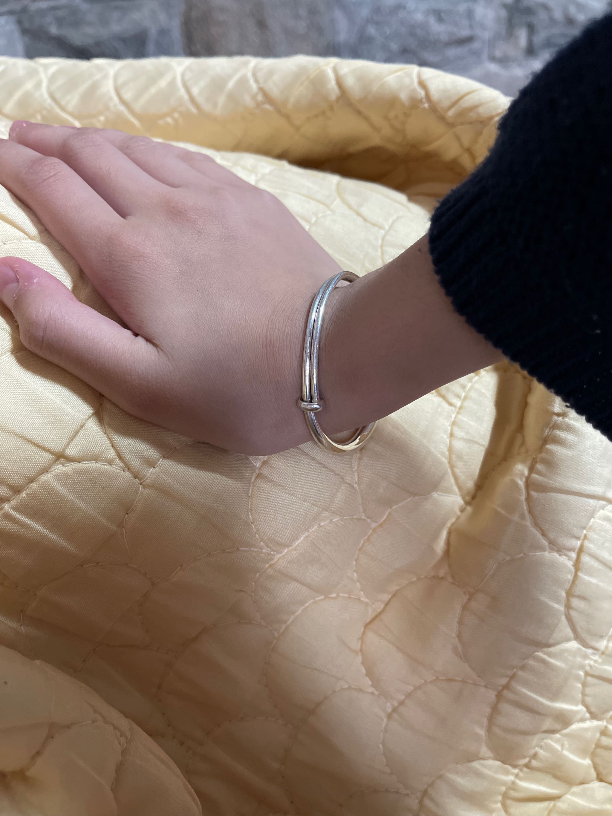 光面999纯银手镯男女宝宝银饰儿童银镯子小孩子带婴儿一对亲子款