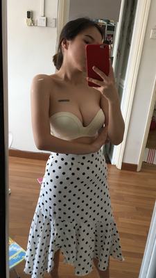 无肩带文胸聚拢防滑上托无钢圈内衣女抹胸婚纱用加厚隐形胸贴薄款